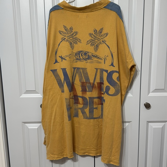 Free People - We the Free Surfs Up oversized Tee - Picture 7 of 12